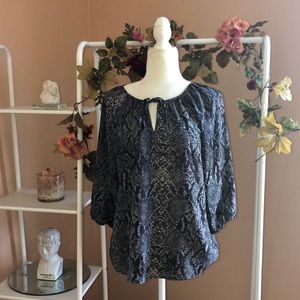 ✨SOLD✨ANN TAYLOR LOFT Snakeskin Blouse